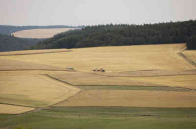 📷 Harvesting hay bales