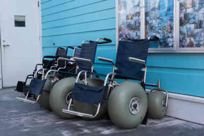 📷 Beach wheelchairs