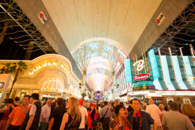 📷 Fremont Street