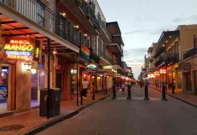 📷 Bourbon Street