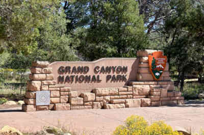 📷 Grand Canyon National Park Sign