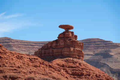 📷 Mexican Hat Rock