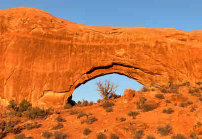 📷 North Window Arch