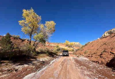 📷 Off-road driving in Capitol Reef National Park