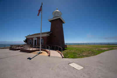 📷 Mark Abbott Memorial Lighthouse