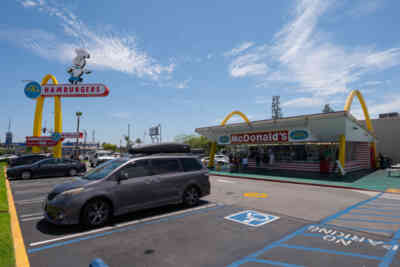 📷 Oldest Operating McDonald's restaurant