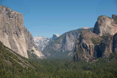 📷 Tunnel View