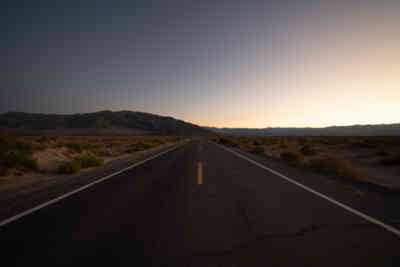 📷 Lonely Road