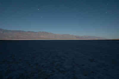 📷 Badwater Basin Moonrise