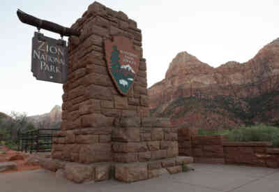 📷 Welcome to Zion National Park